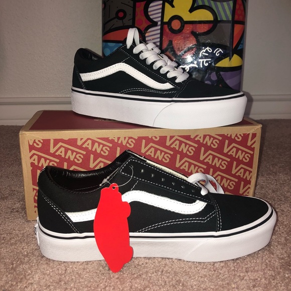 Vans Shoes - Platform Vans Old Skool